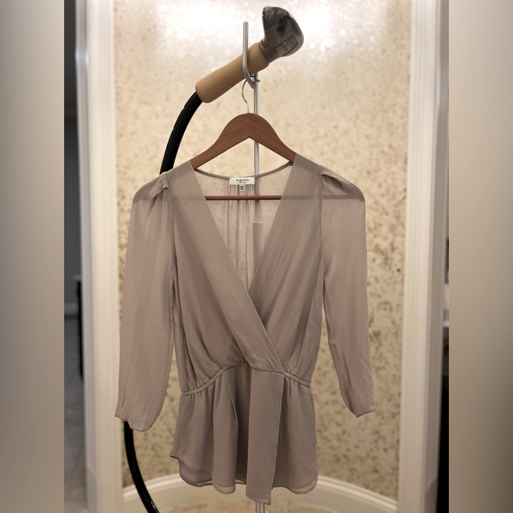 Aritzia Babaton Alexander Silk Blouse Taupe XXS Murphy